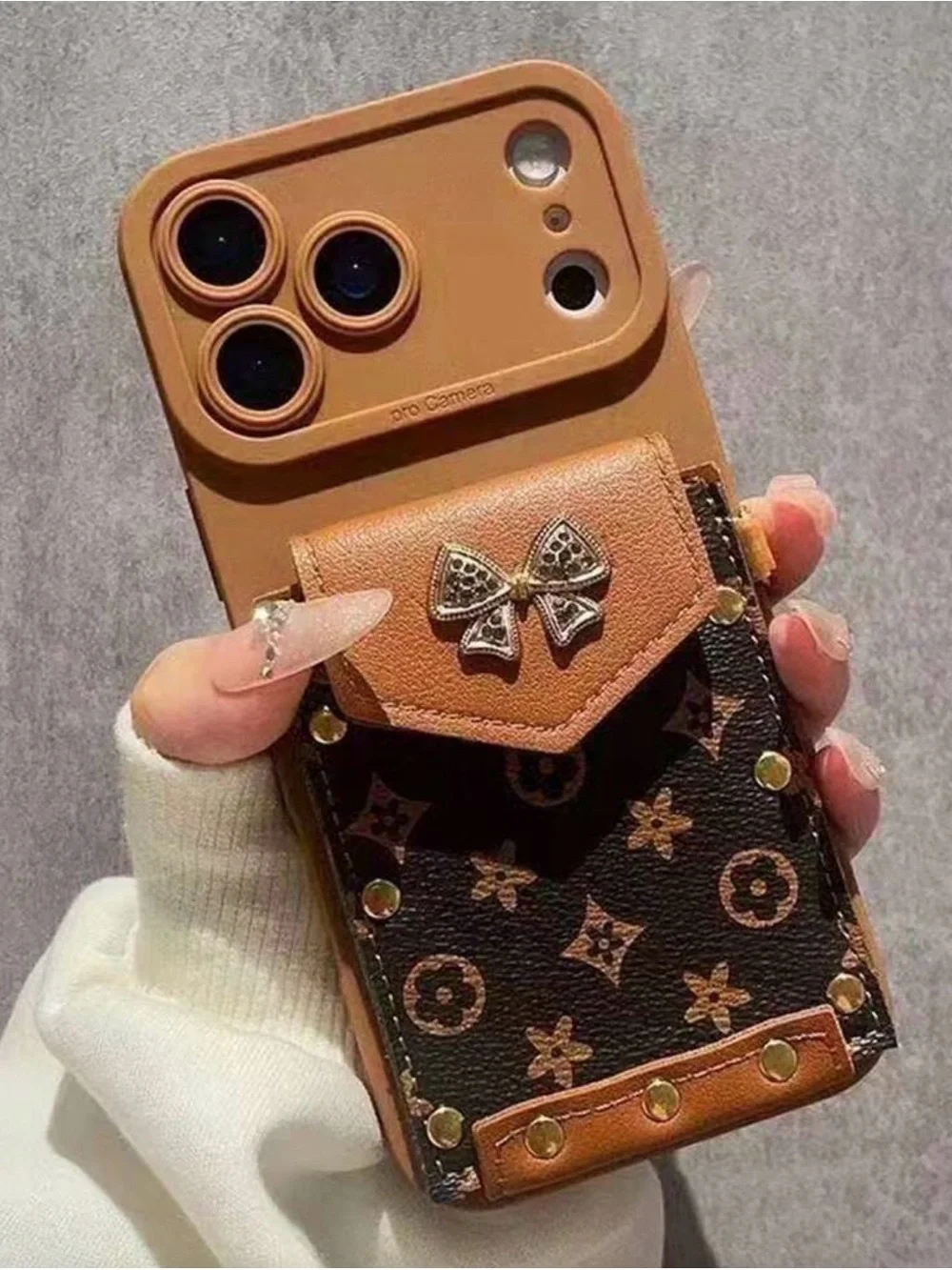 🎀🎀BOGOHO Lux Brown Floral Pattern Crossbody Phone Case - Fits 17 Pro Max Phones